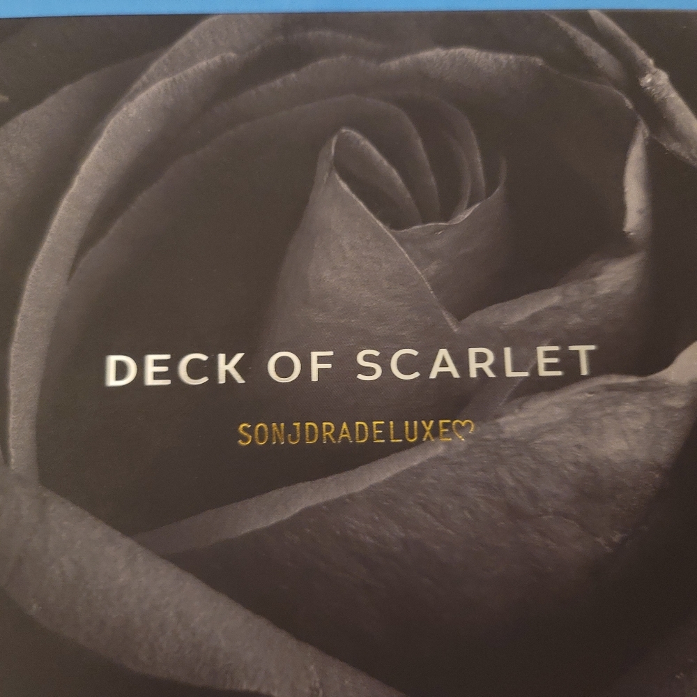 Deck of scarlet